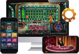 Filipino player enjoying 89ph casino games on a smartphone